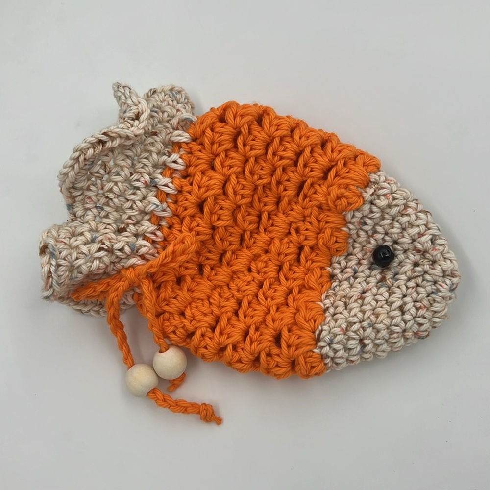 Handmade Gold Fish-Shaped Soap Saver - Picture 3 of 5